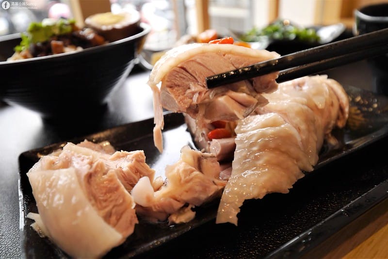 嘉義平價美食｜呷飯廳(醉雞飯/油雞飯/鍋燒類/商務便當/梅花肉飯) 2021/1