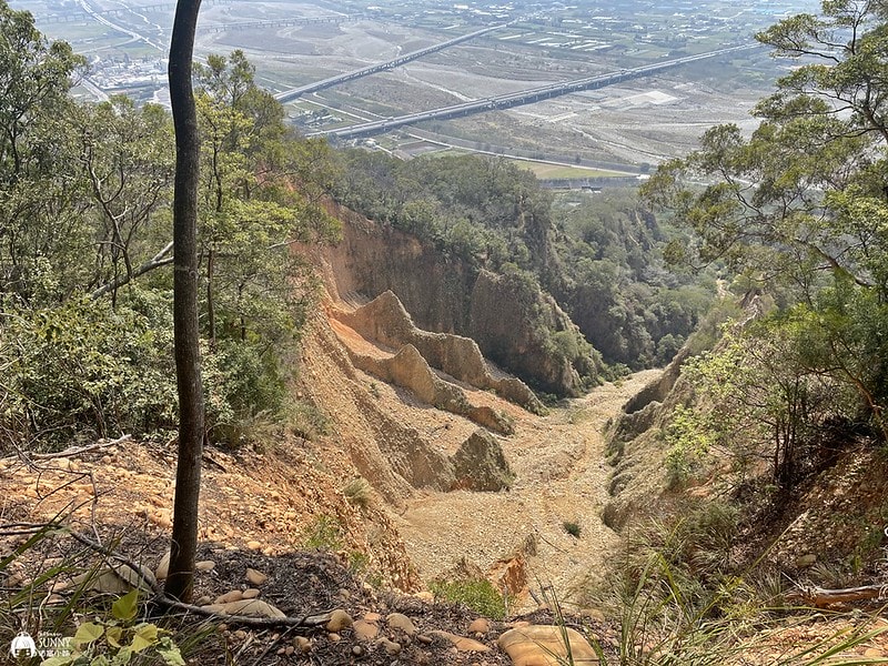 苗栗小百岳|台版大峽谷-火炎山(台灣百大必訪步道/親民步道/老少咸宜/火炎山攻略、交通方式、登山口、注意事項) - 第22張圖 IMG_1902