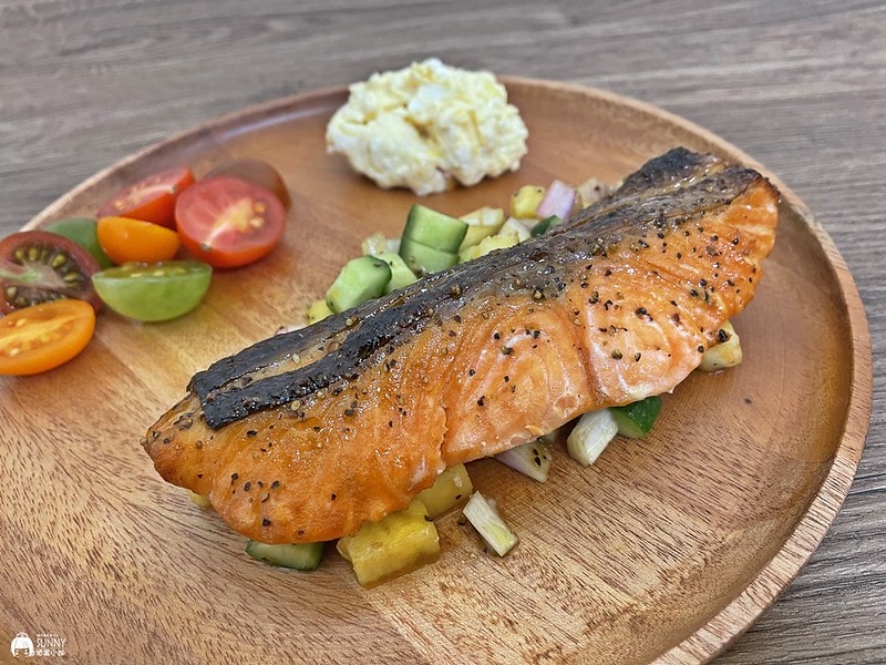鮭魚料理|教你用不老鮭(紐西蘭國王鮭) 做出簡單到爆的鮭魚三吃料理(鮭魚料理食譜) - 第13張圖 IMG_8981