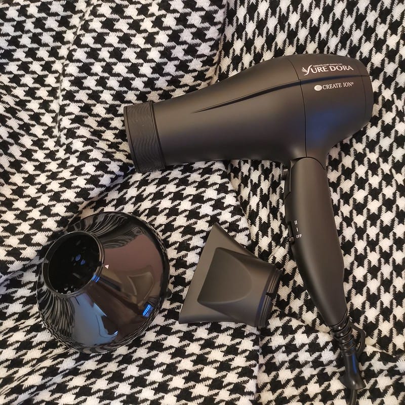 吹風機推薦｜日本create ion 翻轉風負離子吹風機