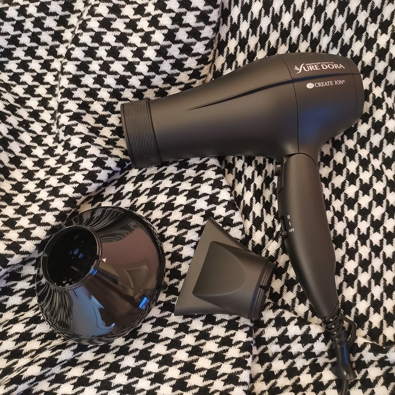吹風機推薦日本create ion 翻轉風負離子吹風機