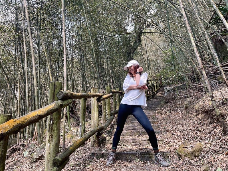 壓力褲試穿報告|【Fitty】運動護膝壓力褲（女款・經典全黑）