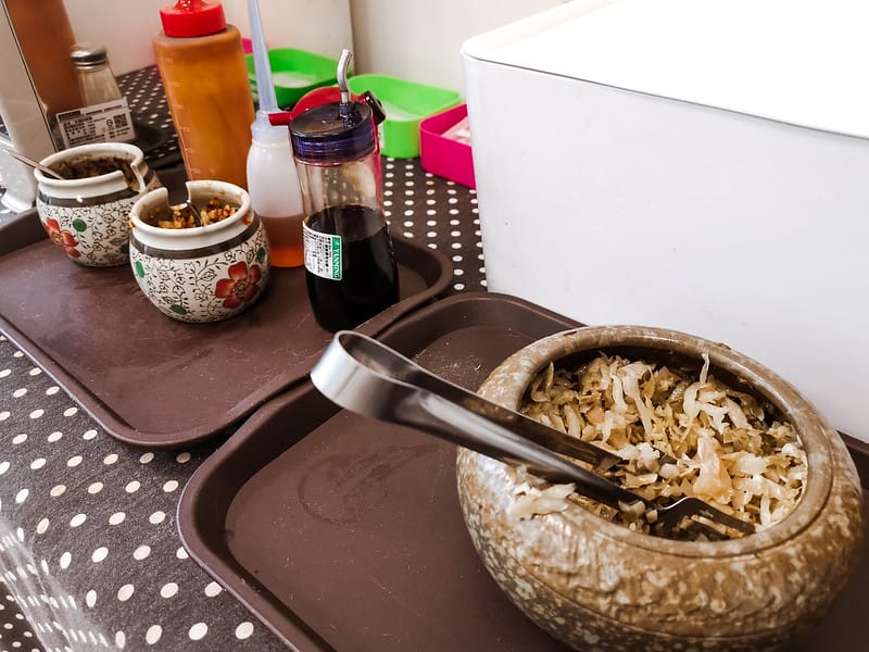 酒窩小姊吃牛肉麵｜牛閣精緻麵館-內科店,內科美食推薦