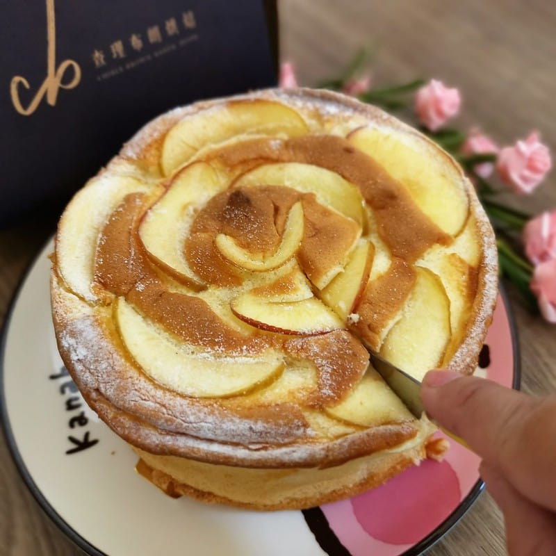 母親節蛋糕推薦｜起士公爵－乳酪蛋糕ｘ查理布朗－青森蘋果