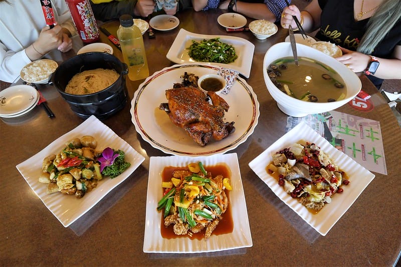 嘉義甕窯雞vs嘉義竹香園