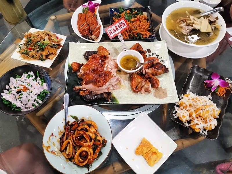 嘉義甕窯雞vs嘉義竹香園