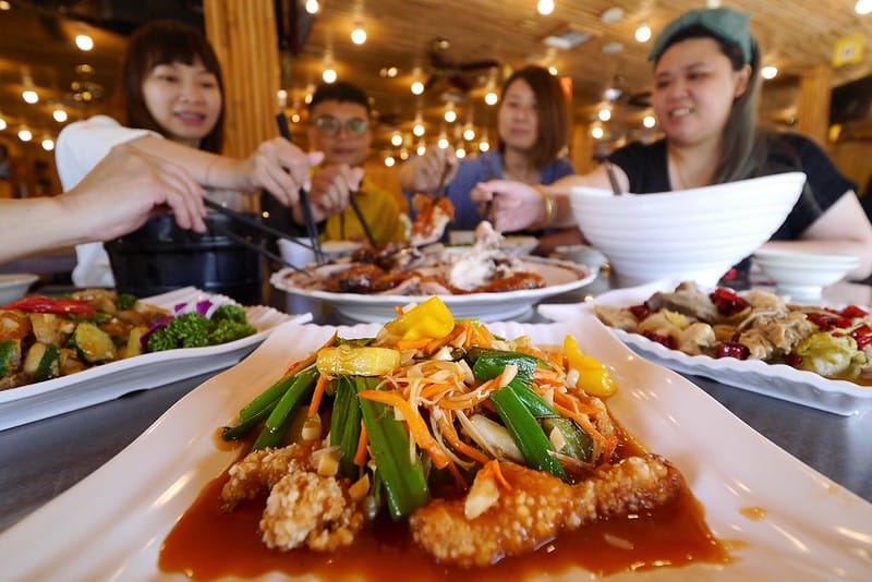 嘉義甕窯雞vs嘉義竹香園