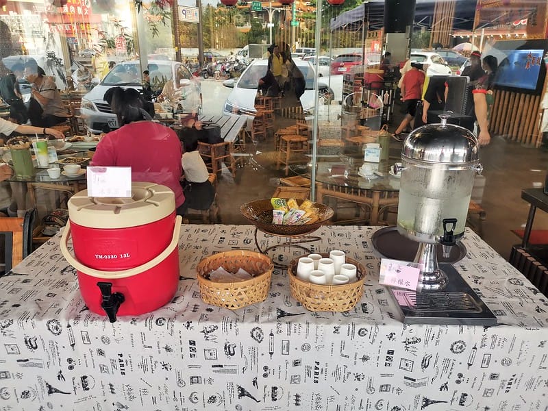 嘉義甕窯雞vs嘉義竹香園