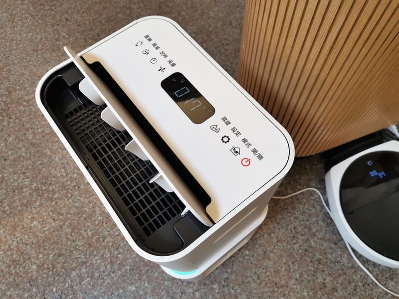 開箱｜日本IRIS 空氣清淨除濕機 IJC-H120 台灣限定版