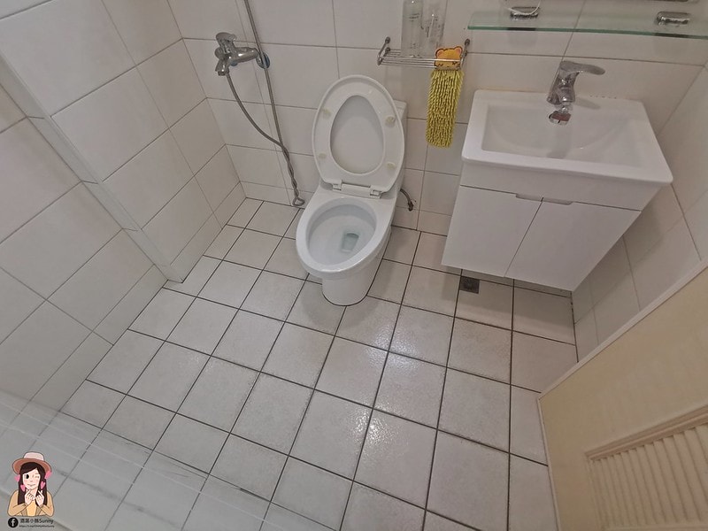 開箱韓國OHELLA Neospin無線浴室清掃機