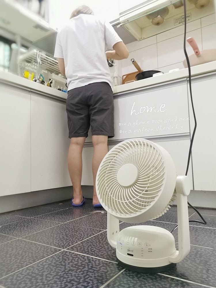 酒窩小姊の開箱日常Giaretti 10吋遙控DC復古循環扇(GT-VF10)