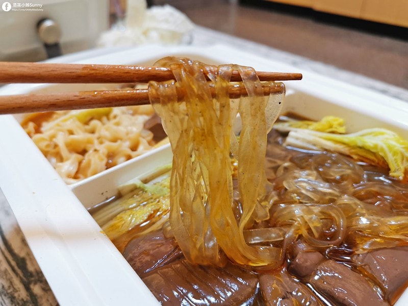 宅配美食|醫生健康日記輕鬆15分鐘端出好菜!鵝油麻辣鴨血,紅燒牛肉麵,番茄牛肉麵 - 第25張圖 宅配美食|醫生健康日記