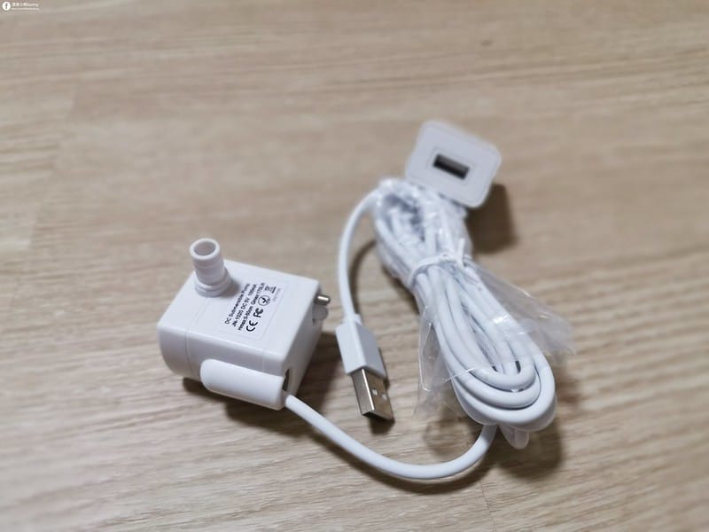 開箱日常｜寵物飲水機