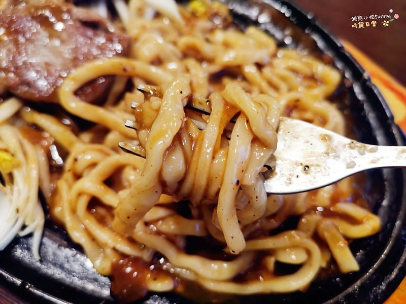 朴子美食 新紅吉牛排館(平價牛排)