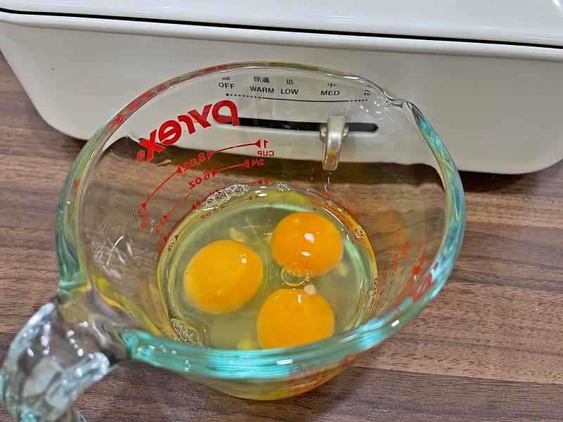 水餃推薦｜萬萬兩 愛吃餃｜抱蛋蒸餃