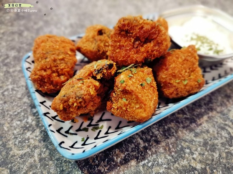 酒窩小姊吃虎尾虎尾美食 墨魚廚房 PASTACO&CURRYTACO雲林虎尾總店 手作咖哩飯 牛排 炸物專賣 人和食緣