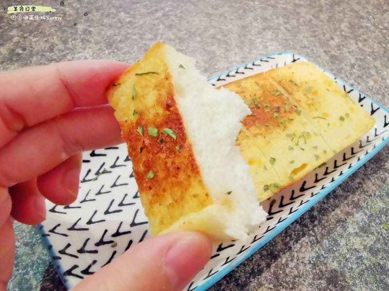 酒窩小姊吃虎尾｜虎尾美食 墨魚廚房 PASTACO&CURRYTACO｜雲林虎尾總店 ｜手作咖哩飯 牛排 炸物專賣 人和食緣