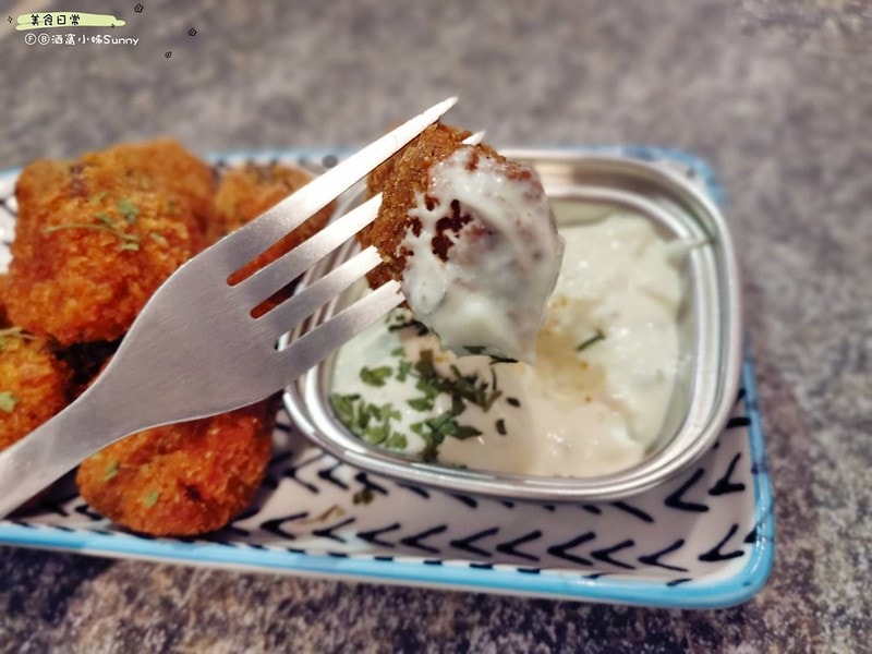 酒窩小姊吃虎尾虎尾美食 墨魚廚房 PASTACO&CURRYTACO雲林虎尾總店 手作咖哩飯 牛排 炸物專賣 人和食緣