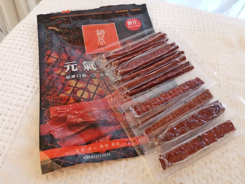 跟著酒窩小姊買團購美食｜胡同肉乾系列