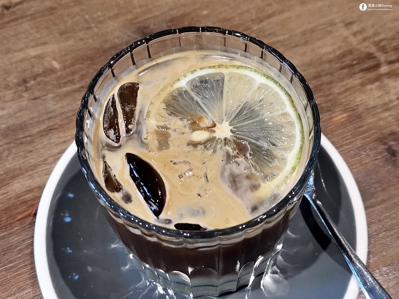 嘉義隱藏版咖哩-The Weekender Project,只有周末才吃的到! 牛肉咖哩好好吃!