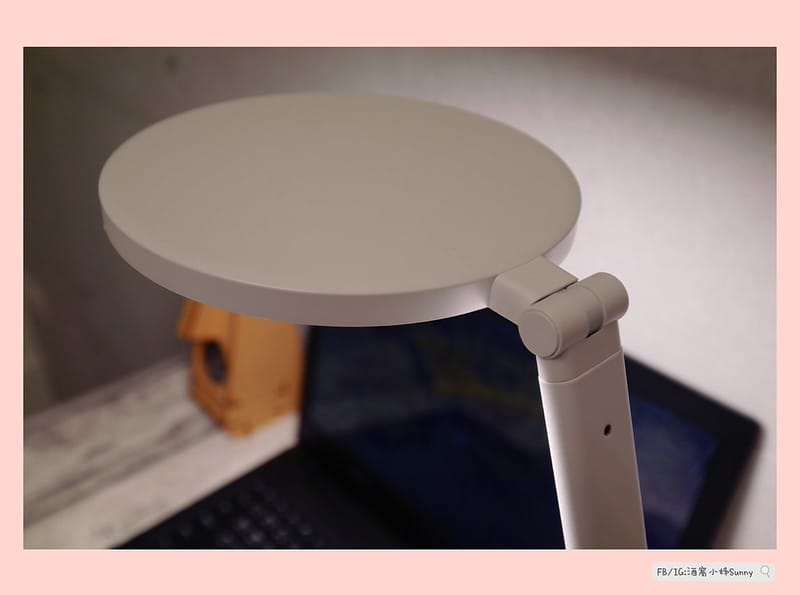 開箱｜日本東芝 TOSHIBA Hi Hikari LED 語音控制檯燈