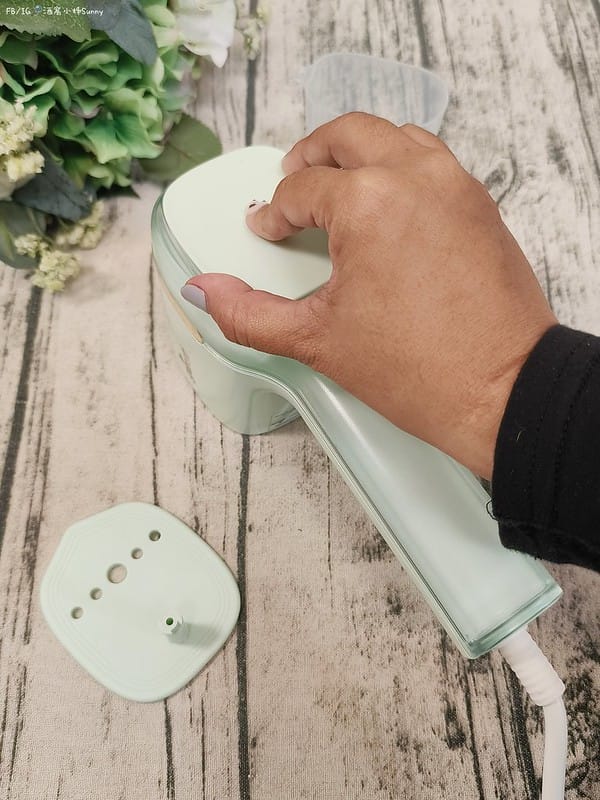 開箱日常｜【義大利Giaretti 珈樂堤】三合一手持式蒸氣掛燙機,平燙/掛燙/夾燙 三合一加倍熨燙