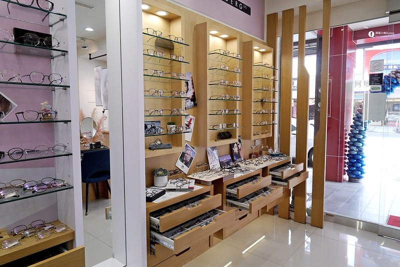 配鏡日常｜台南大灣眼鏡行推薦 德恩堂配鏡心得