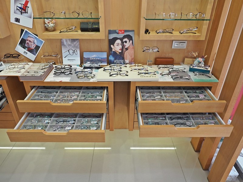 配鏡日常台南大灣眼鏡行推薦 德恩堂配鏡心得