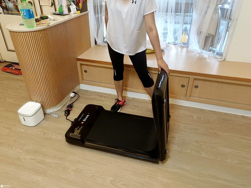 【酒窩小姊Sunny晴天的角落 團購專屬優惠賣場】【HEALTHPIT】WALKINGPAD 全折疊智跑機 HT-235 (健走機/跑步機/慢走機)