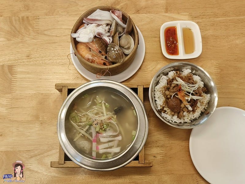 台南美食｜小二月飯湯｜獨享迷你海鮮塔