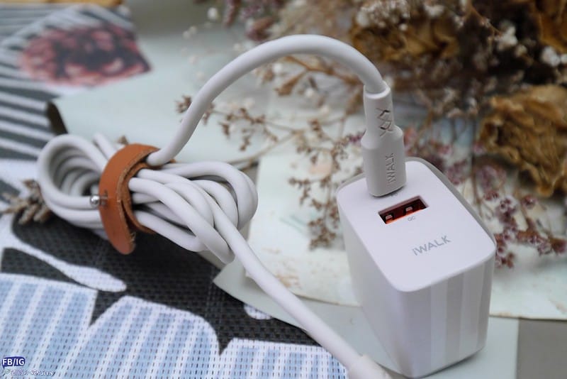 開箱｜iWALK 鵝卵石 藍芽耳機