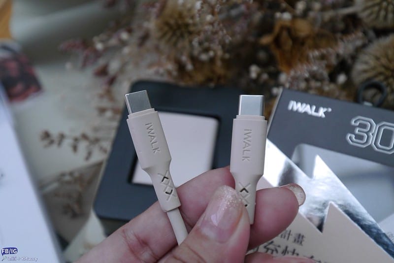 開箱｜iWALK 鵝卵石 藍芽耳機