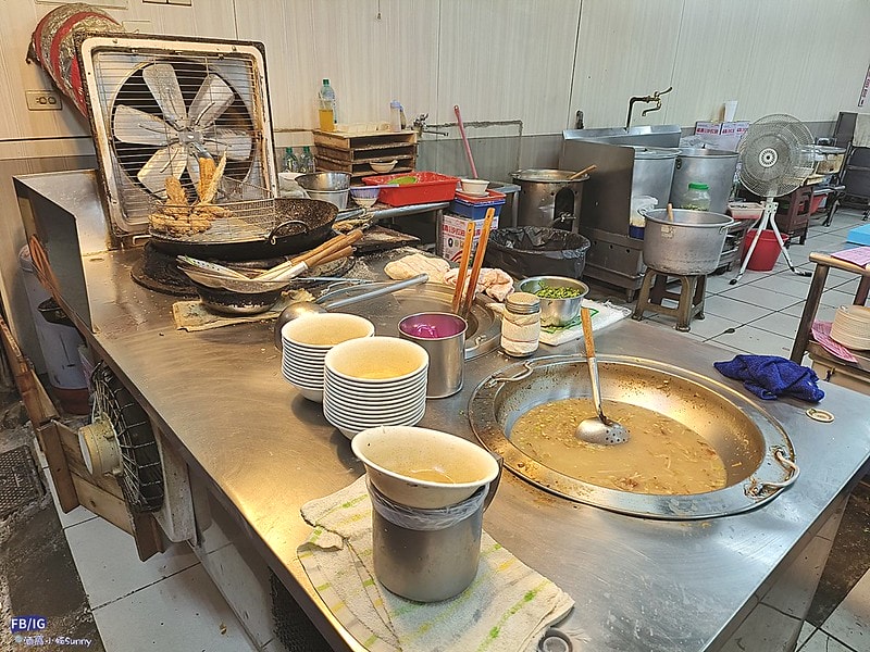 嘉義美食嘉義人氣肉粥,金馬肉粥