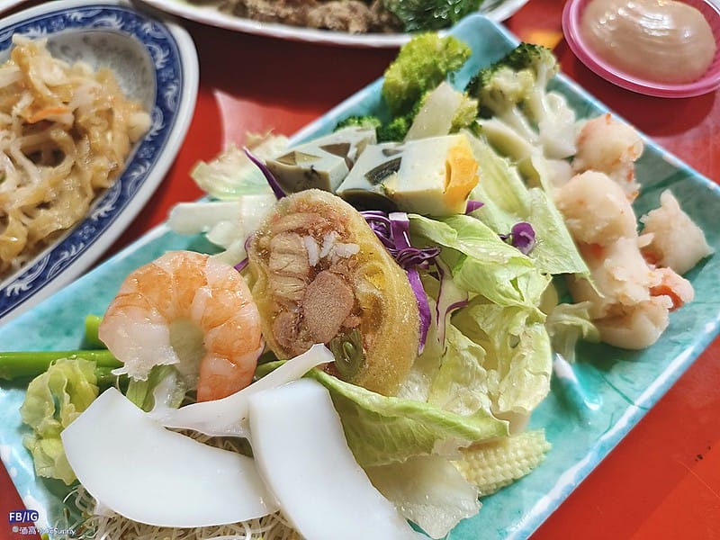 嘉義美食｜嘉義人氣肉粥,金馬肉粥