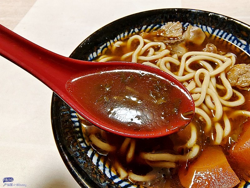 宅配美食 緊來酸 酸菜快樂豬 團購