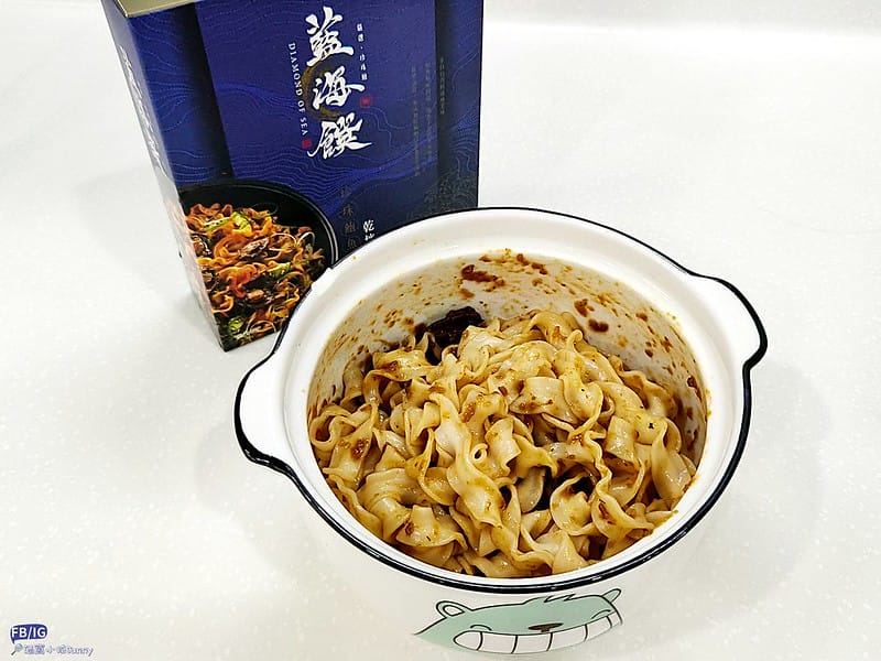 宅配美食｜團購必買－藍海饌diamond of sea，跟現煮的一樣好吃-常溫牛肉麵，麻辣鴨血，清燉排骨