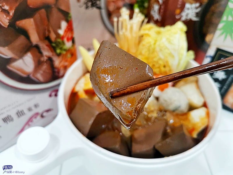 宅配美食｜團購必買－藍海饌diamond of sea，跟現煮的一樣好吃-常溫牛肉麵，麻辣鴨血，清燉排骨