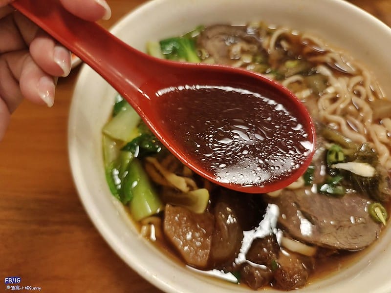 台東美食｜東鼎牛肉麵館
