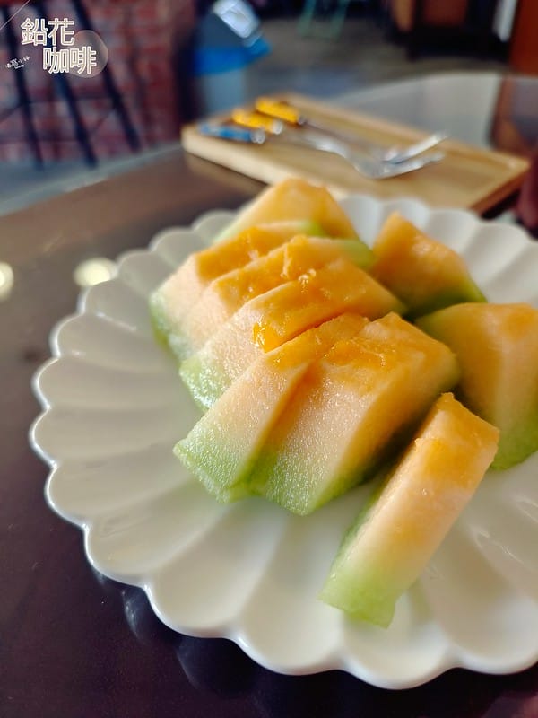 隱藏在鄉村裡の鉛花咖啡