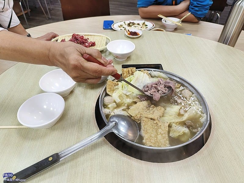 岡山羊肉爐推薦｜岡山一絕．源坐羊肉,分享正確吃法