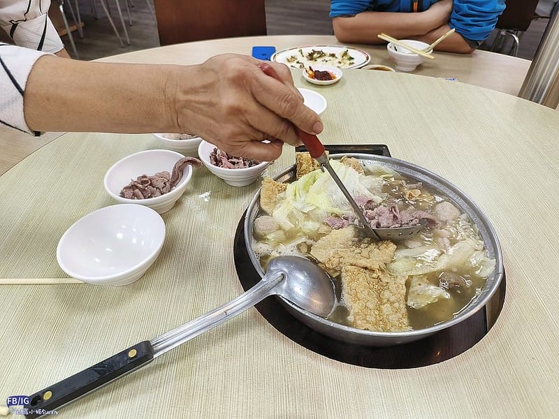 岡山羊肉爐推薦｜岡山一絕．源坐羊肉,分享正確吃法