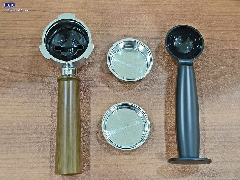 開箱&團購｜最適合新手的第一台咖啡機- KINYO半自動義式奶泡咖啡機(CMH-7930)只要26XX元