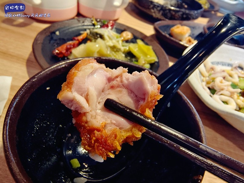 台中美食台中人氣美食-刁民酸菜魚,Google評價4.4顆星