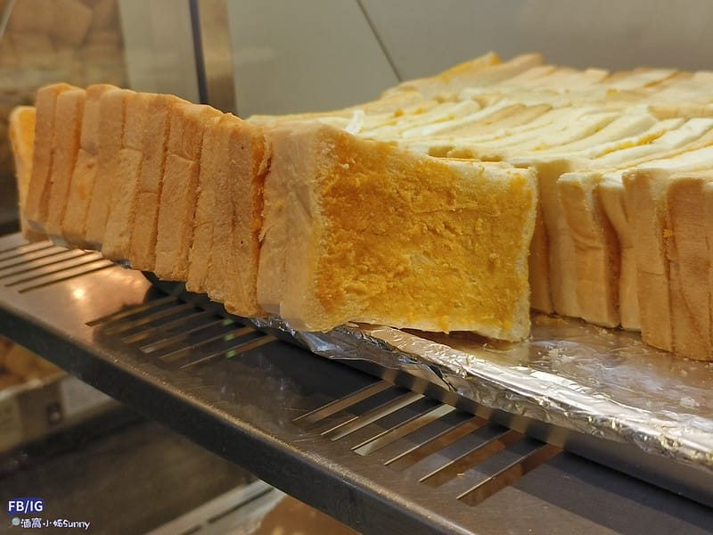 高雄岡山美食｜不是排餐厲害,真正厲害的是菜色澎湃的自助吧吃到飽,推薦全家牛排館