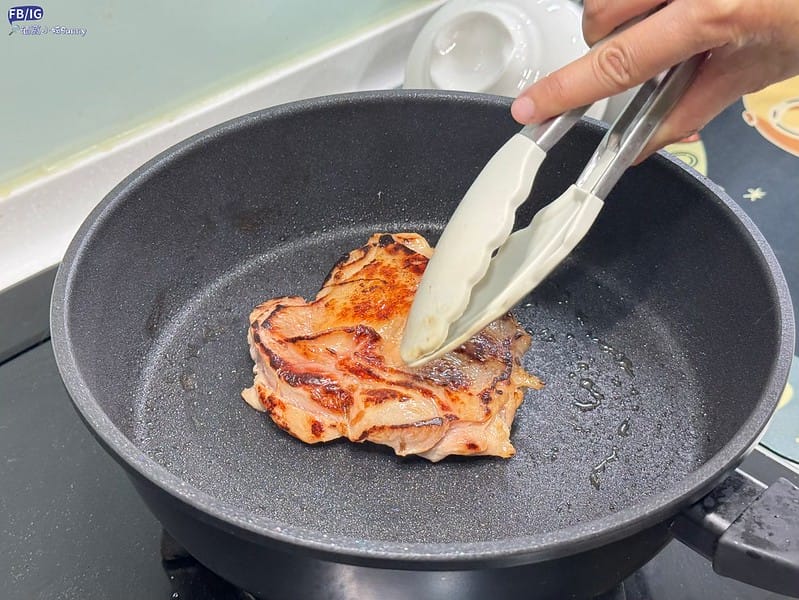 酒窩小姊Sunny晴天的角落 x 餐桌溫度 果木小薰雞胸&雞腿排 嚴選冷凍團