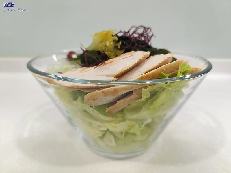 酒窩小姊Sunny晴天的角落 x 餐桌溫度 果木小薰雞胸&雞腿排 嚴選冷凍團