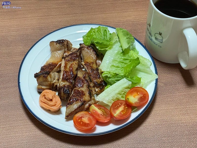 酒窩小姊Sunny晴天的角落 x 餐桌溫度 果木小薰雞胸&雞腿排 嚴選冷凍團