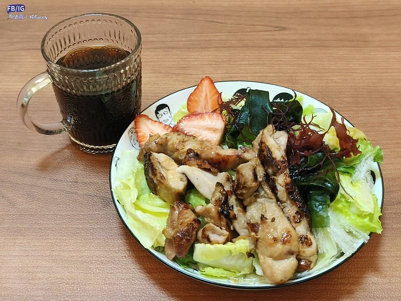 酒窩小姊Sunny晴天的角落 x 餐桌溫度 果木小薰雞胸&雞腿排 嚴選冷凍團