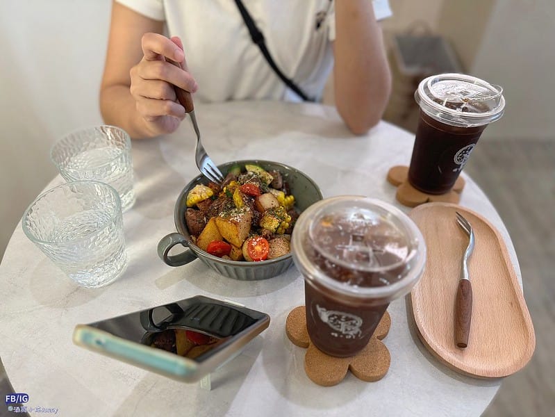 嘉義美食｜嘉義人氣鹹派,推薦-時。日 手作鹹派專賣,Google評價5顆星