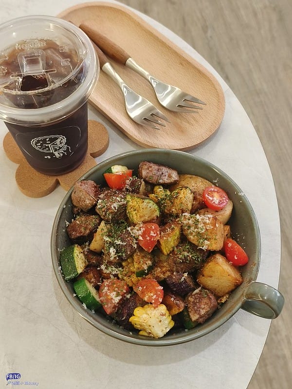 嘉義美食｜嘉義人氣鹹派,推薦-時。日 手作鹹派專賣,Google評價5顆星